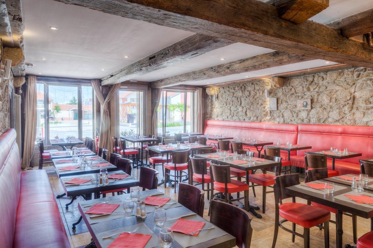 Couette-café Aux Prisons De Montagny 3*